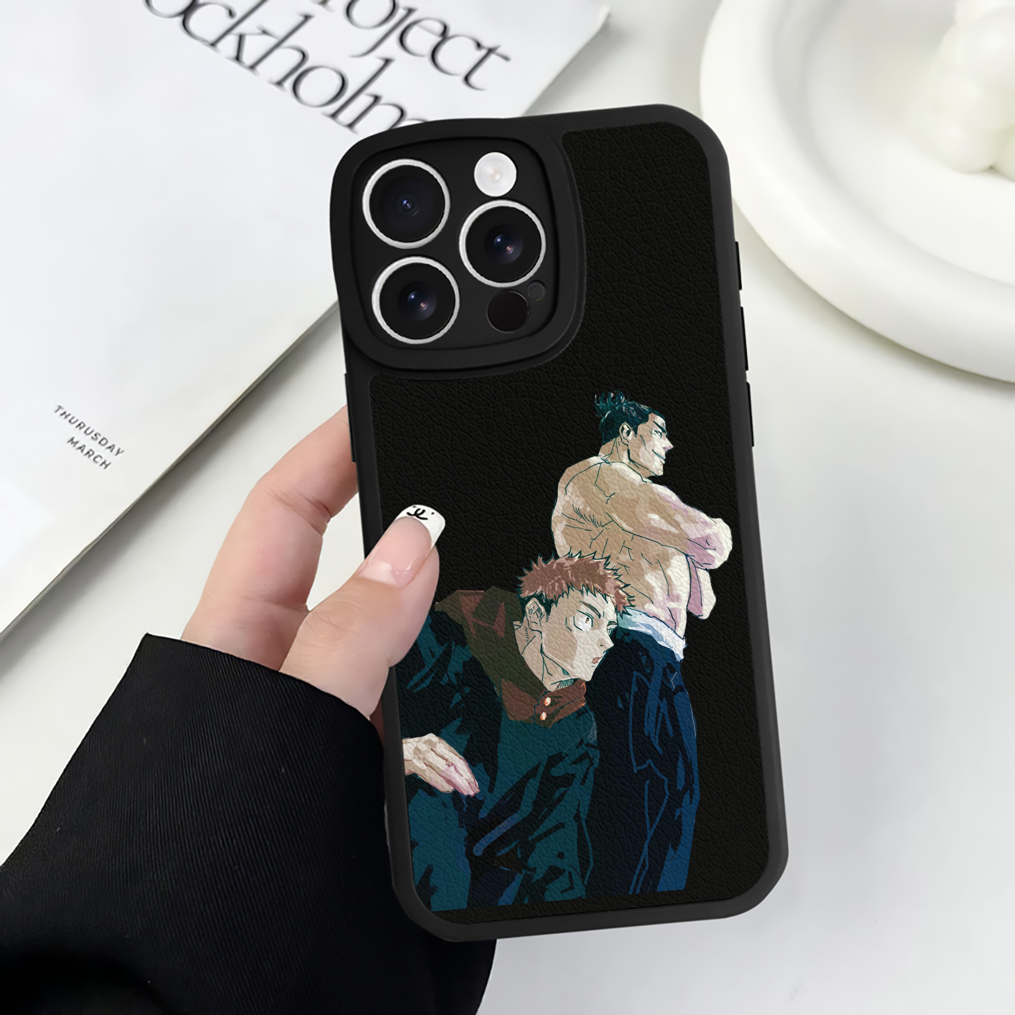 （画像用） 呪術廻戦 Jujutsu Kaisen 【iPhone 16シリーズ対応】シリコンスマホケース（レザー調） 材質：シリコン